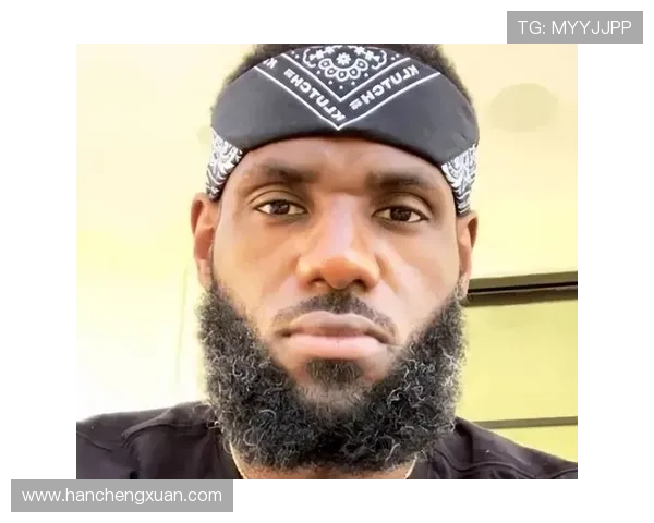 岁月无情勒布朗的坚持与挑战展现出运动员的真实面貌 岁月无情勒布朗的坚持与挑战展现出运动员的真实面貌