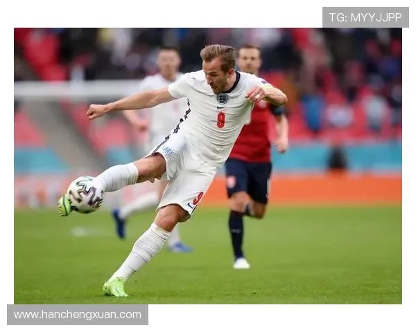 凯恩32岁迎来巅峰表现拜仁新赛季豪取十连胜冲击金球奖